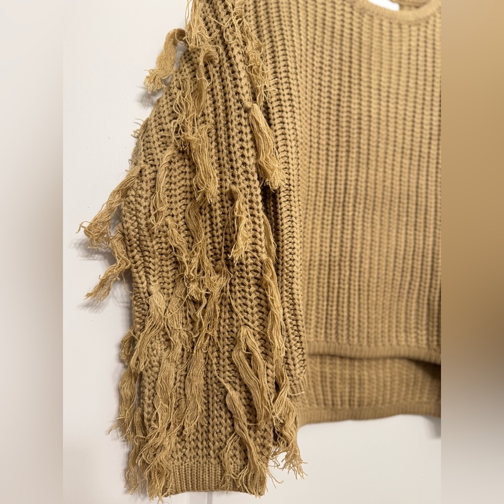 NWT Hayden Tan Fringe Sleeve Chunky Knit Sweater -M/L - Picture 5 of 10